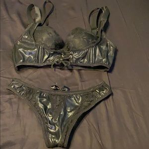 Bra and panty set